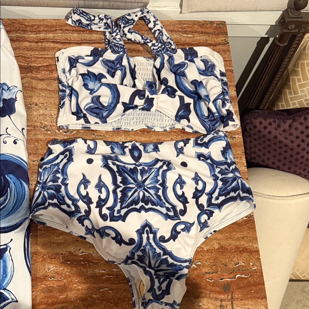 Elegant Blue and White Floral Bikini Set